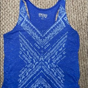 blue mudd tank top good pre-owned condition.large but could fit up to a medium.